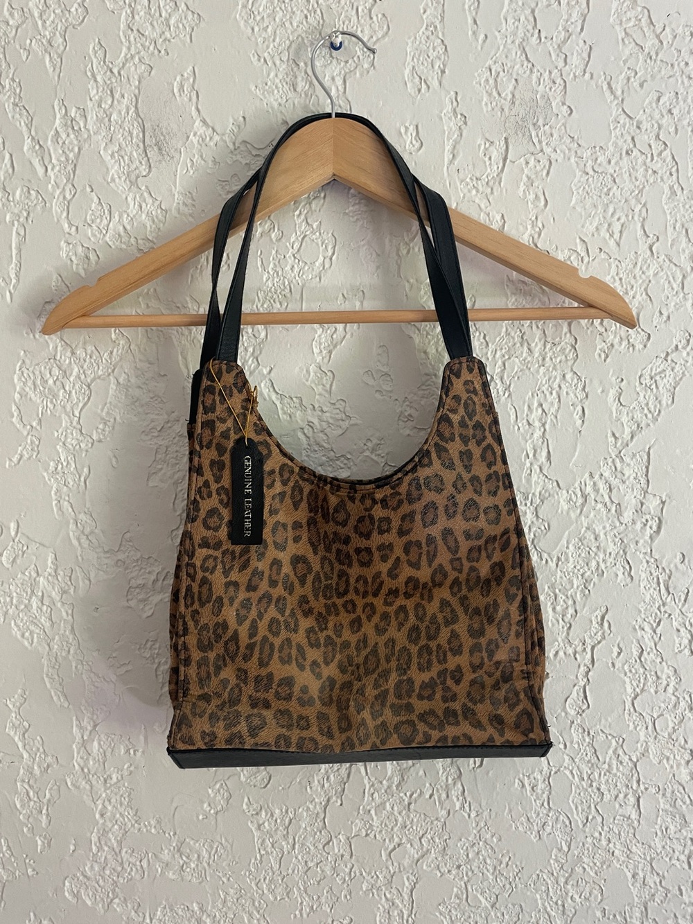 St. John’s Bay RARE Vintage Y2K Leopard Leather Bag